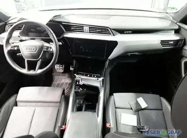 Audi Q8 E-Tron view 7