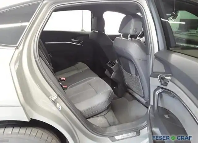Audi Q8 E-Tron view 9