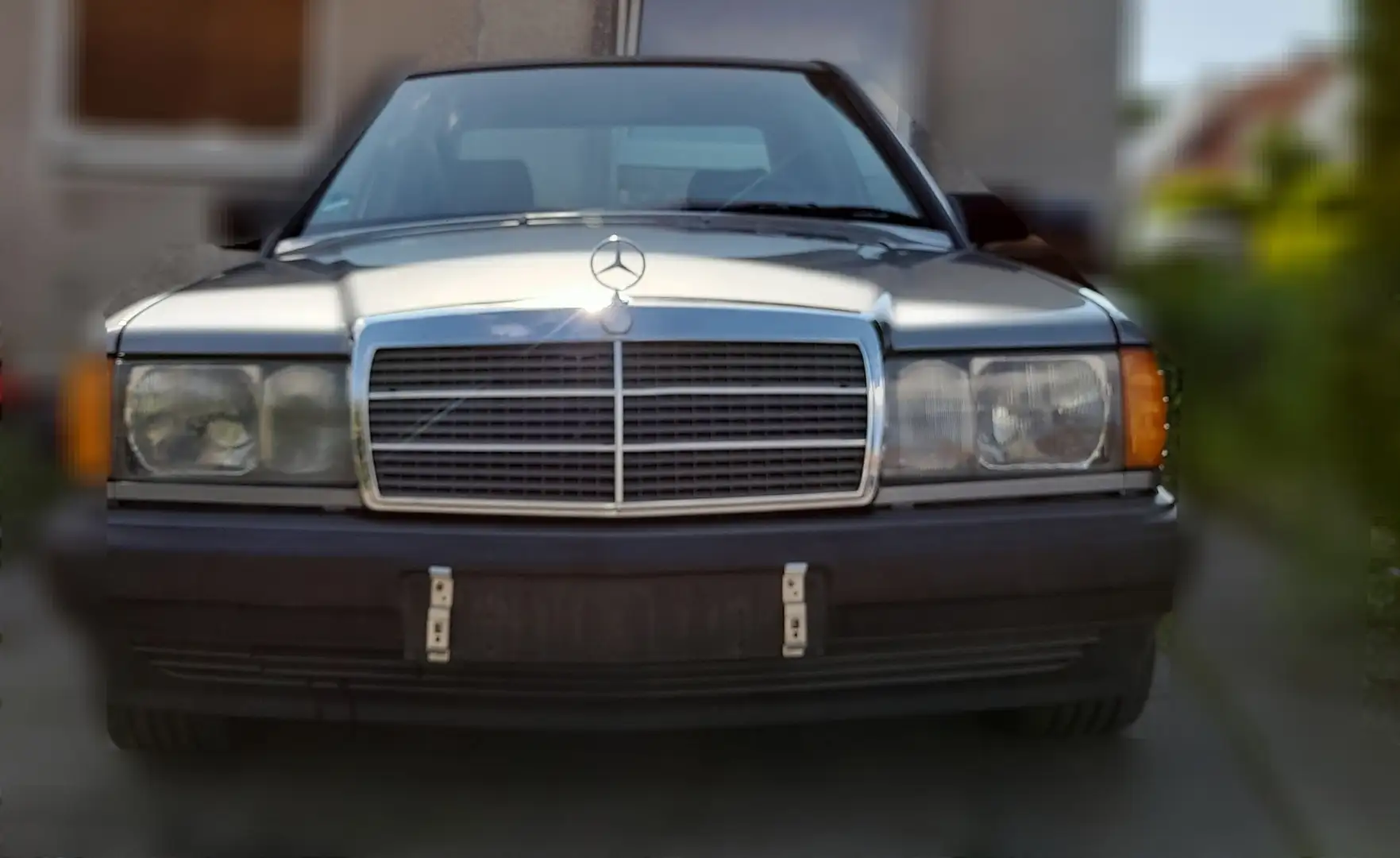 Mercedes-Benz 190 E 1.8 - 1