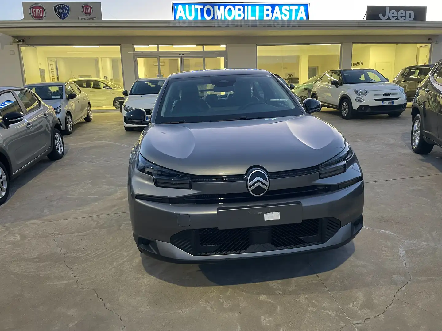 Citroen C4 130 CV Auto Plus (NUOVO) Gris - 1