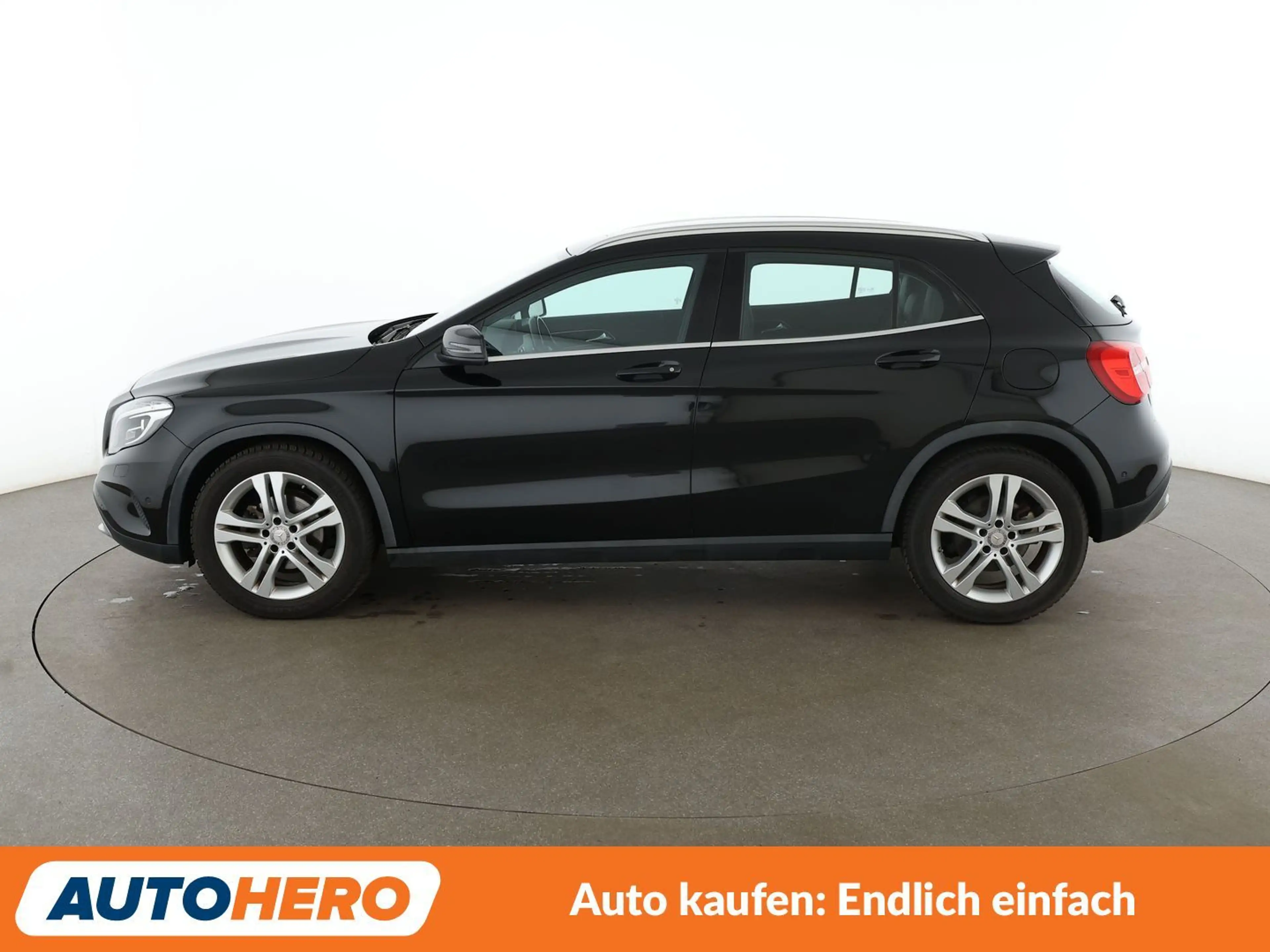 Mercedes-Benz GLA 180 GLA 180 Urban*NAVI*TEMPO*PDC*SHZ*ALU* — photo 3