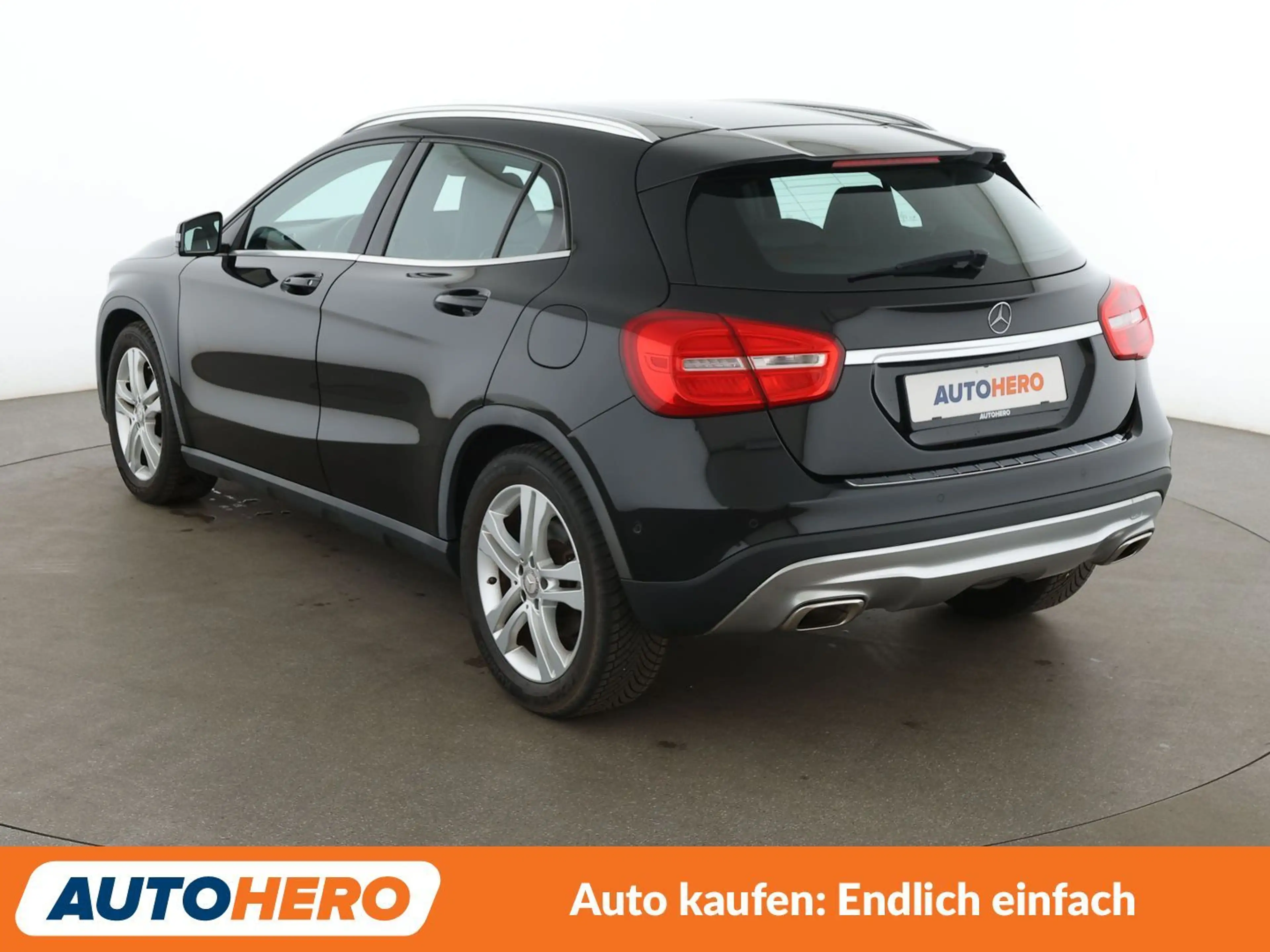 Mercedes-Benz GLA 180 GLA 180 Urban*NAVI*TEMPO*PDC*SHZ*ALU* — photo 4