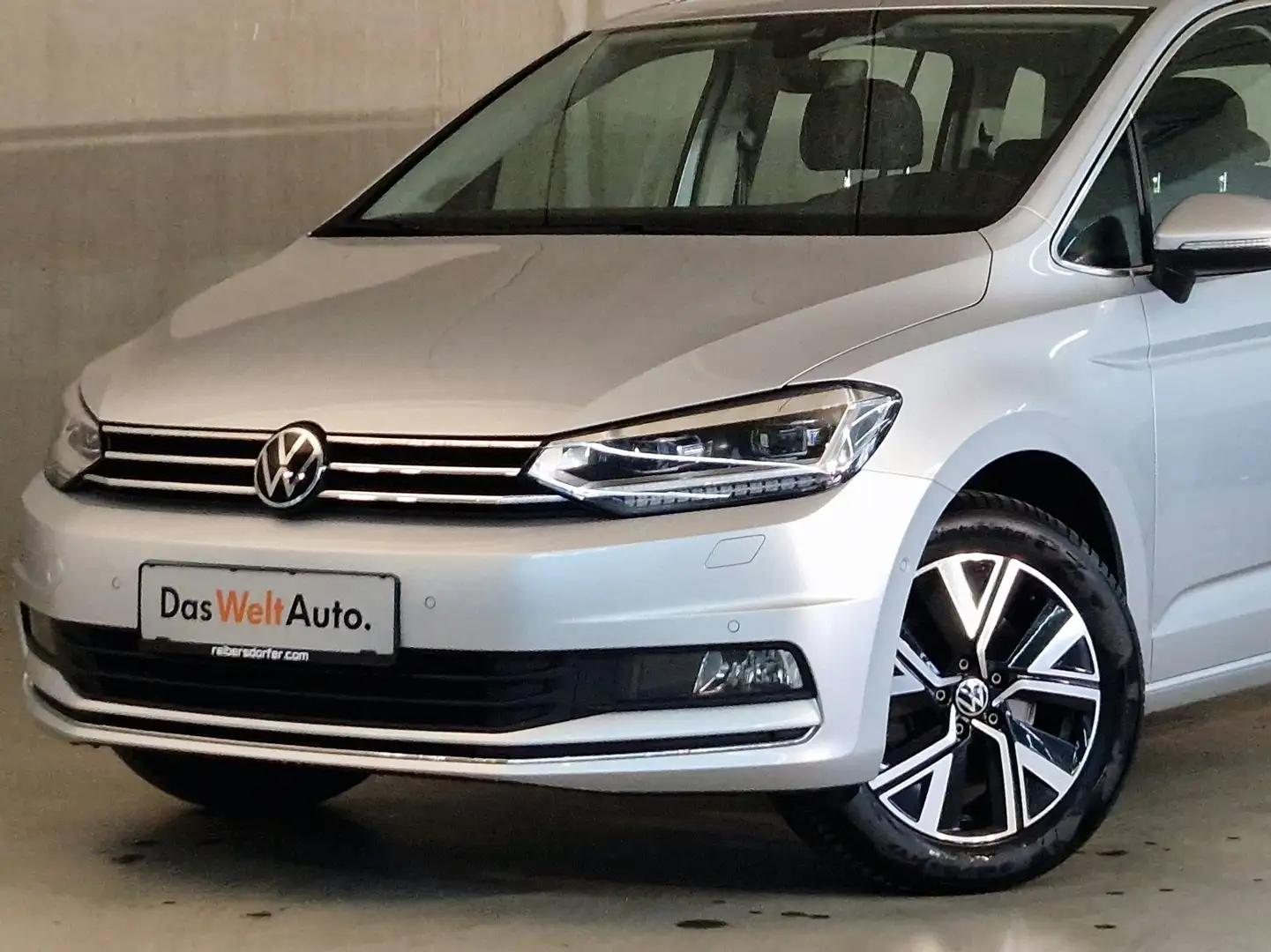 Volkswagen Touran Highline TSI DSG Silber - 2