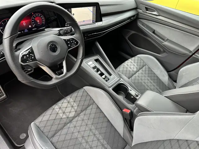 Volkswagen Golf view 10