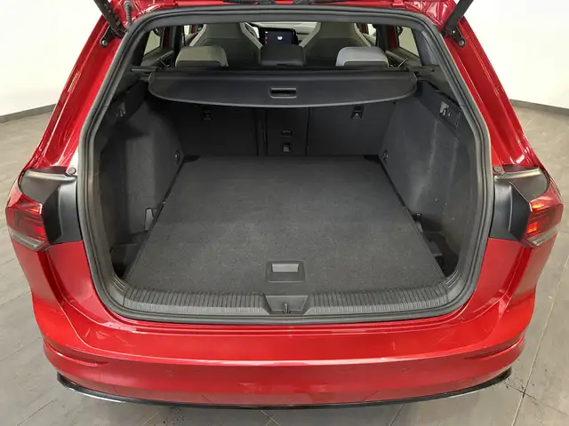 Volkswagen Golf view 6