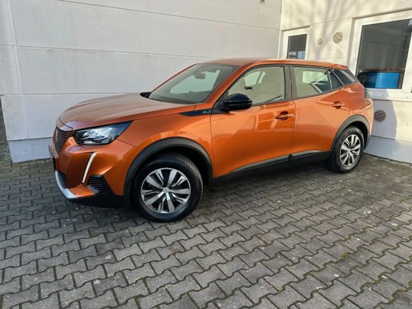 Peugeot 2008 Elektro Active Pack Orange - 2