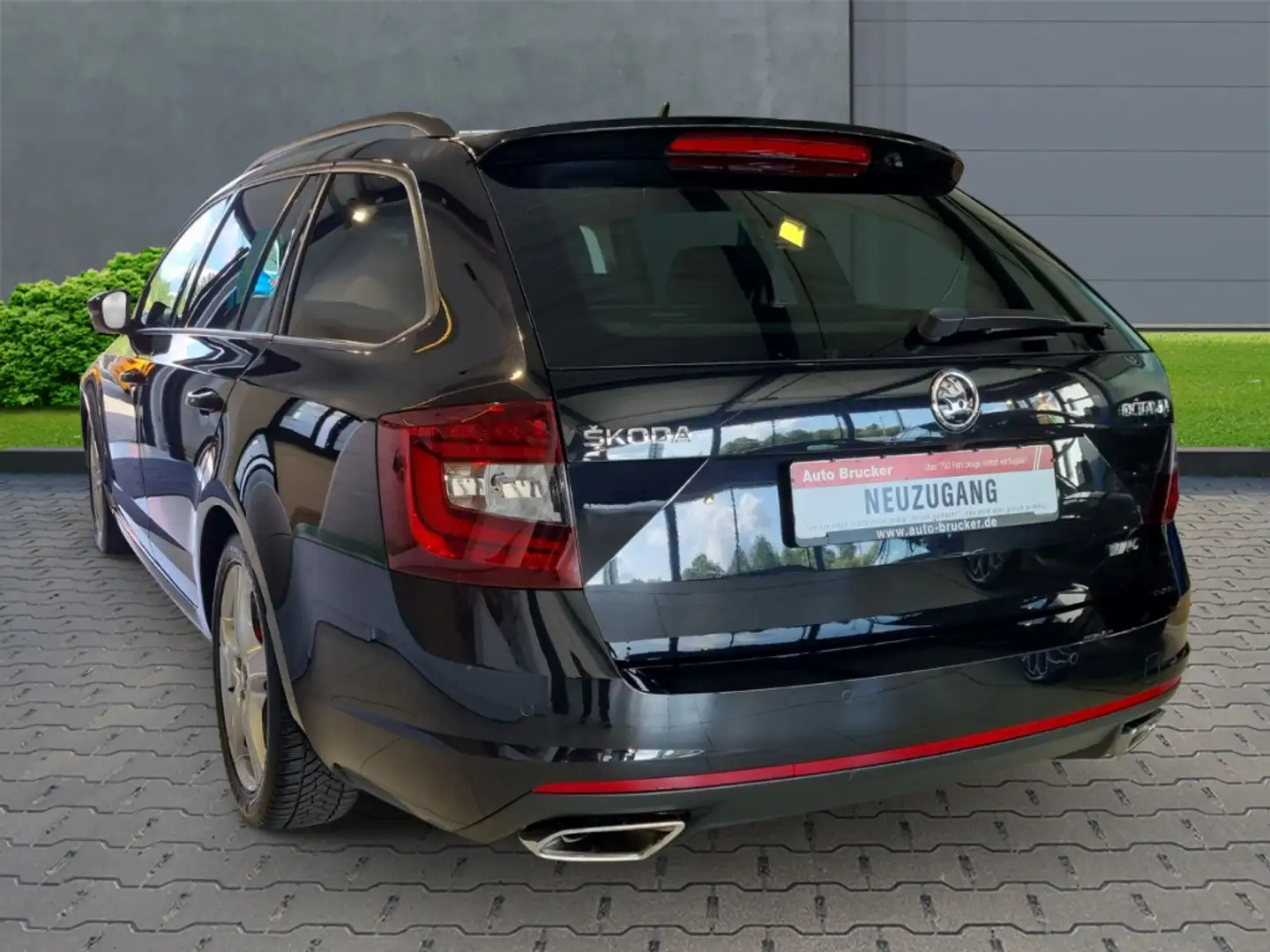 Skoda Octavia Combi RS 2.0 TSI+Alufelgen+Navi+Klimaautomatik+LED Schwarz - 2
