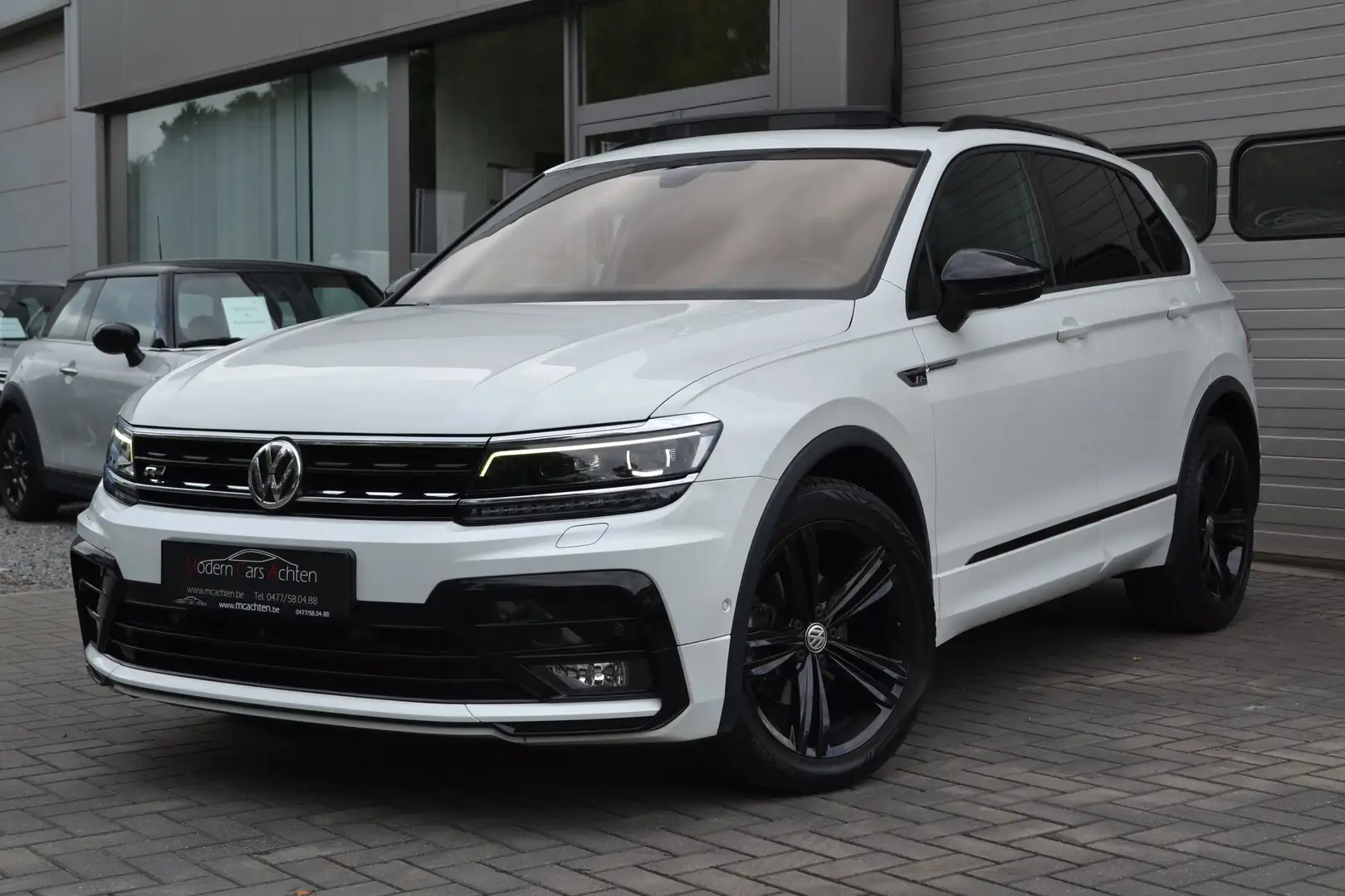 Volkswagen Tiguan Tiguan 2.0 TDI DSG "R-Line" * Leder * PANODAK Blanc - 1