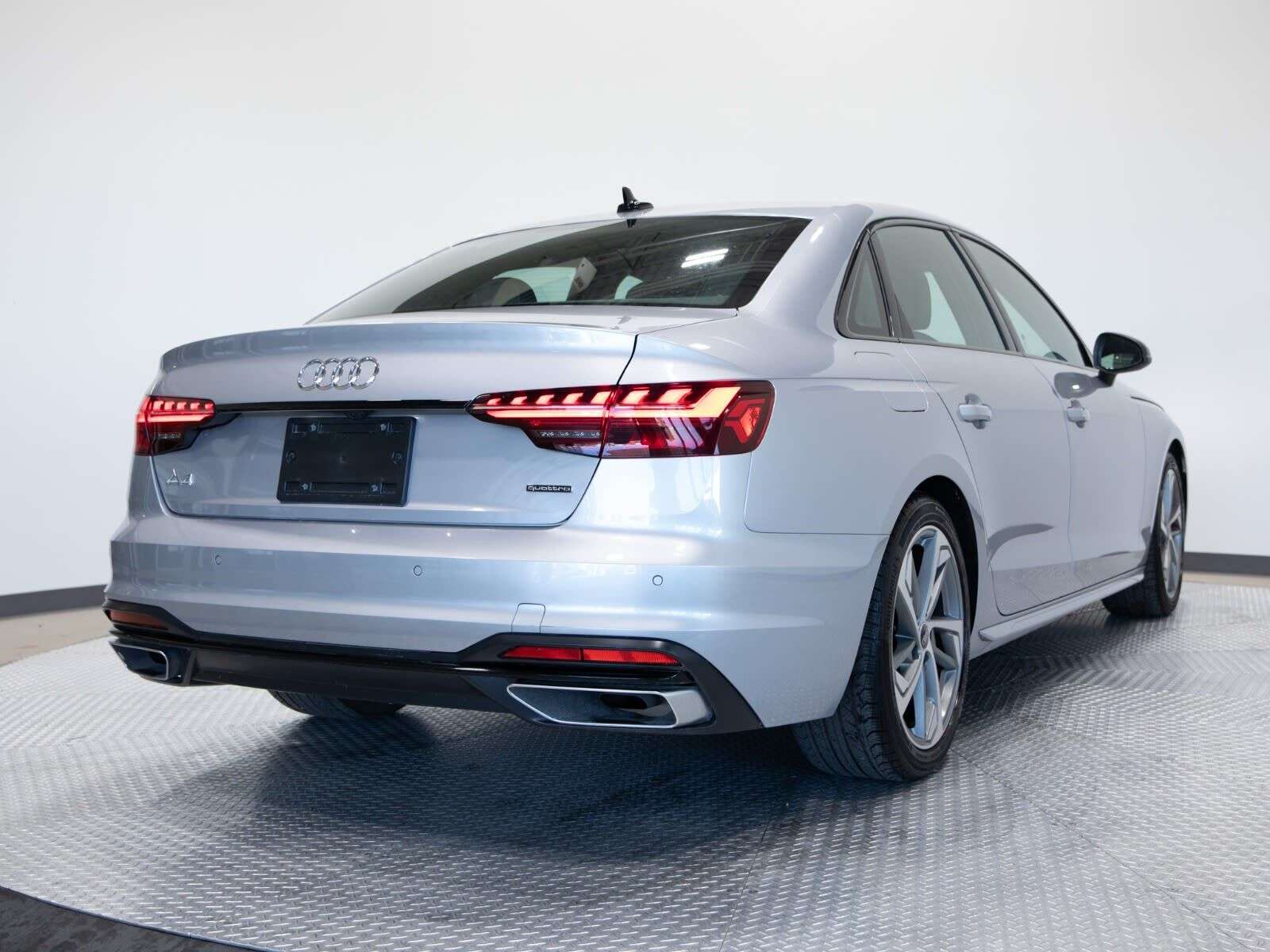 2024 Audi A4 45 KOMFORT / NO ACCIDENTS — photo 1