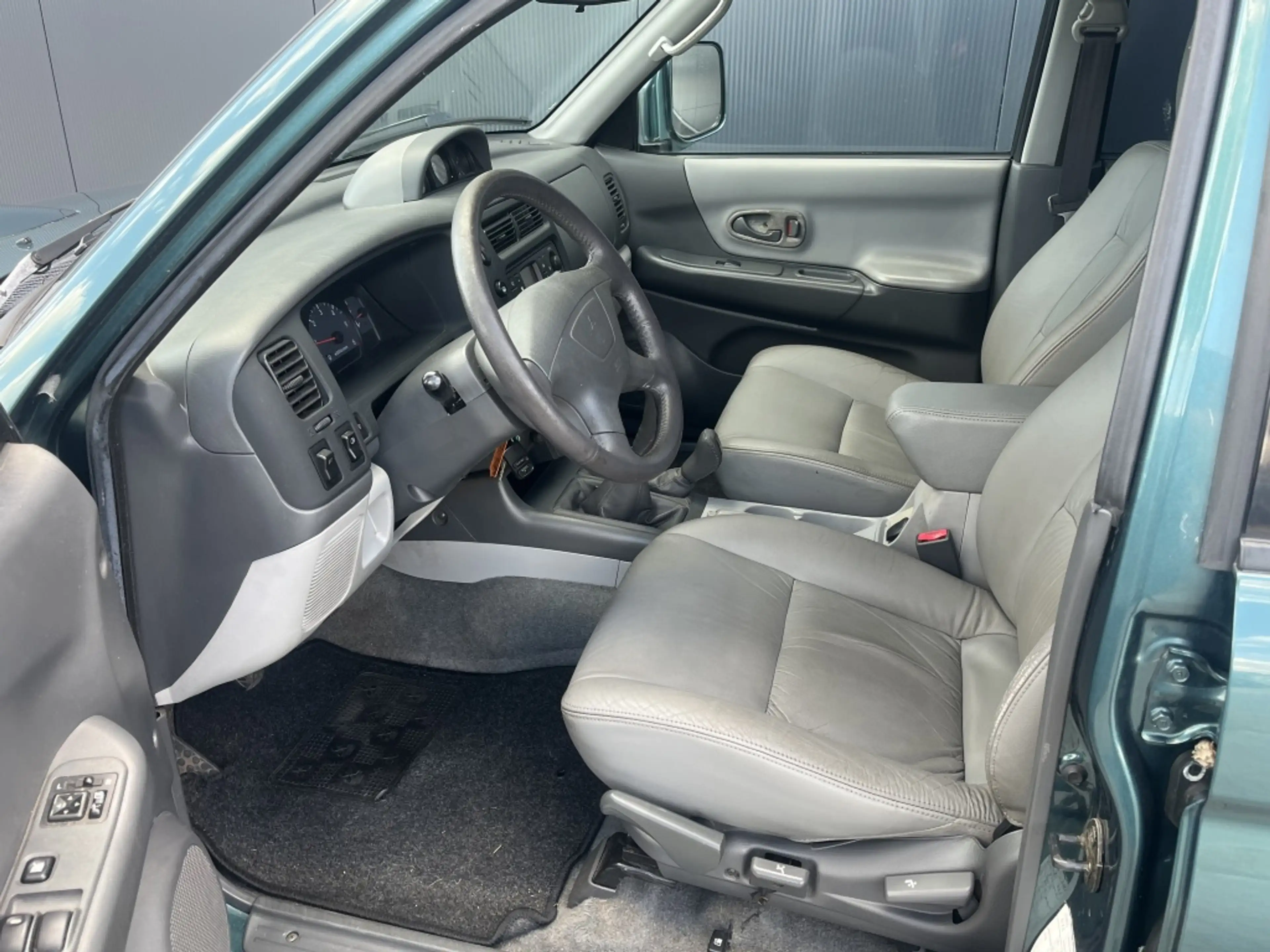 Mitsubishi Pajero Sport 2.5 TD GLS 2004 5-Persoons Airco Trekhaak — photo 5