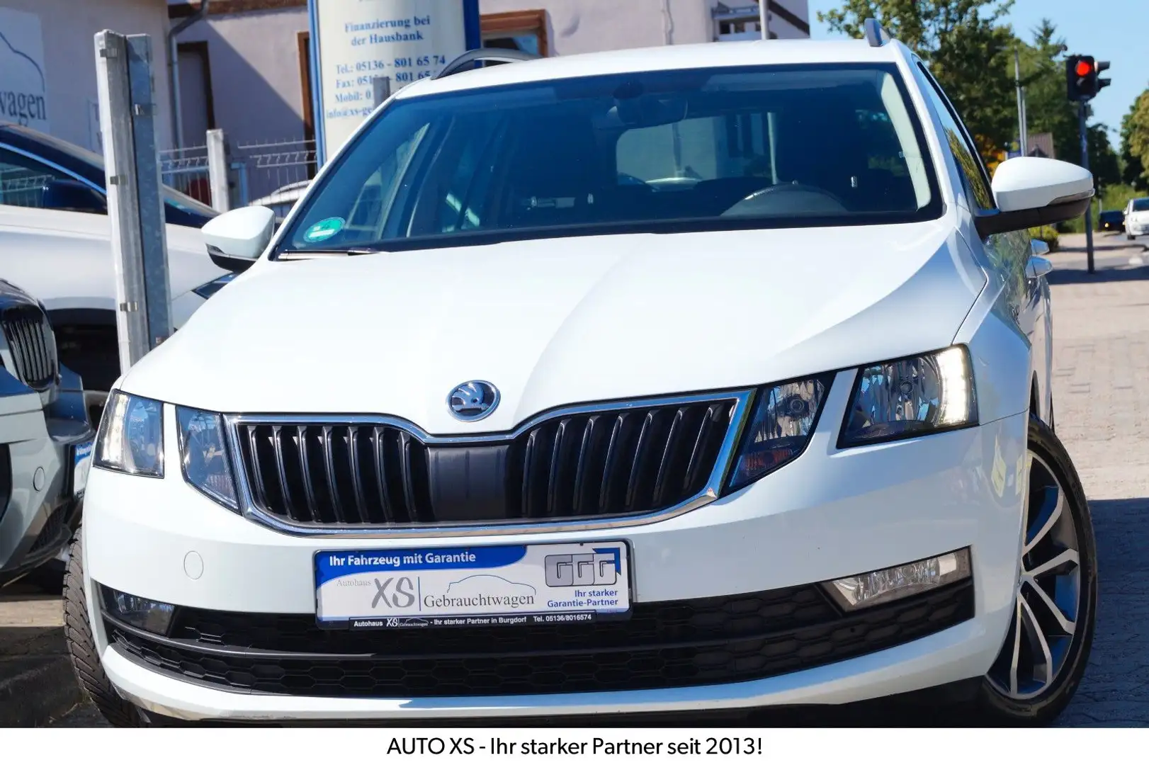Skoda Octavia 2.0 TDI Combi Drive aus 2.Hand! Carplay Weiß - 1