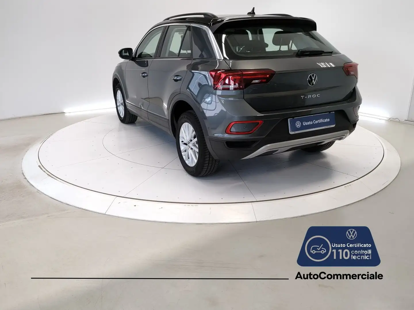 Volkswagen T-Roc 2.0 TDI SCR 150 CV DSG Life Silber - 2