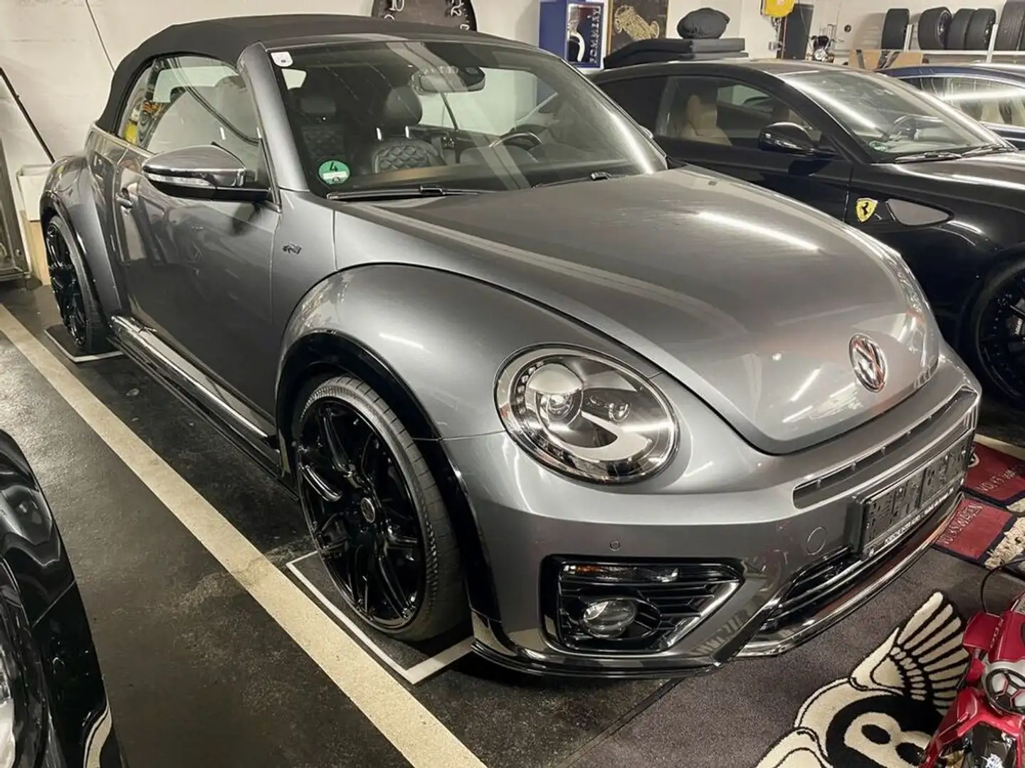 Volkswagen Beetle Sport R-Line Grau - 1