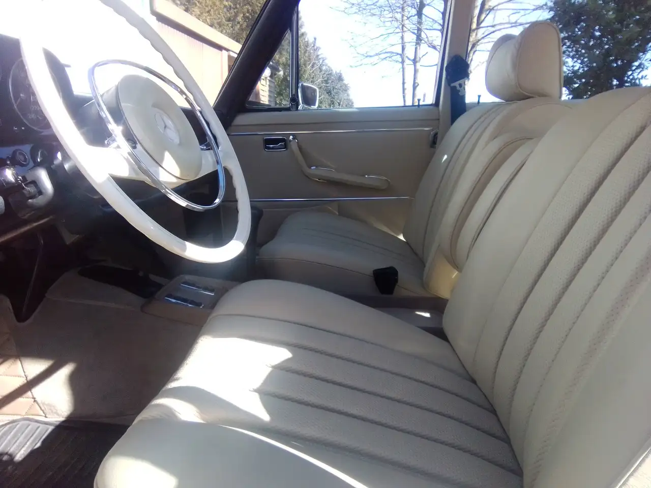 Mercedes-Benz 300 SEL, foto 4