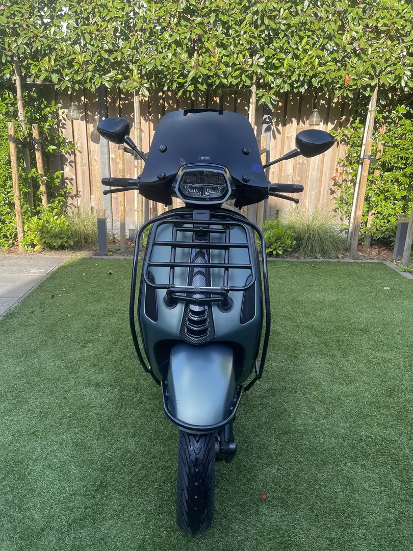 Vespa Sprint 50 Custom - 2