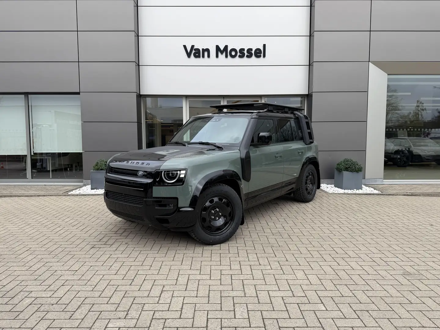 land rover defender
