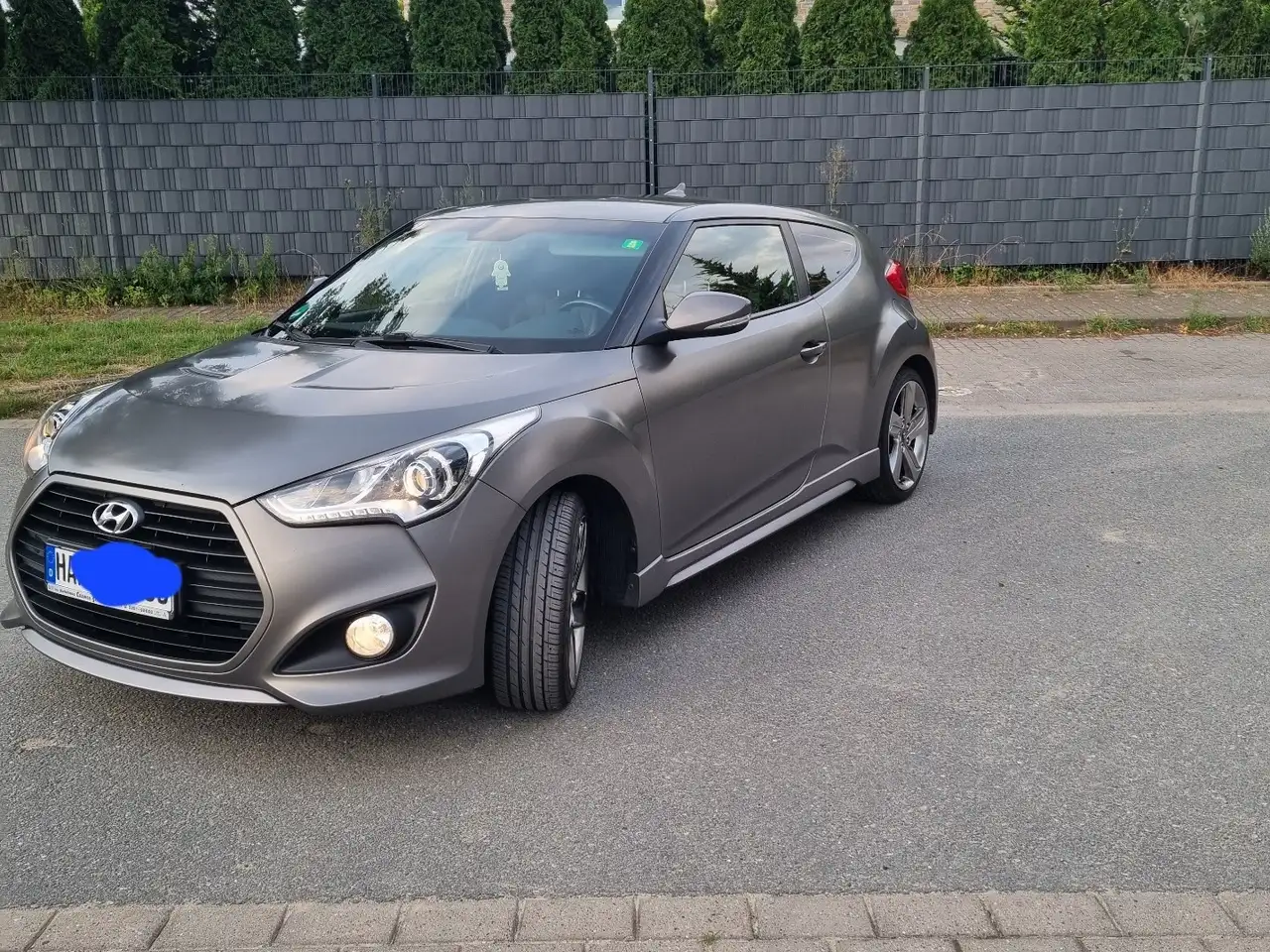 Hyundai VELOSTER
