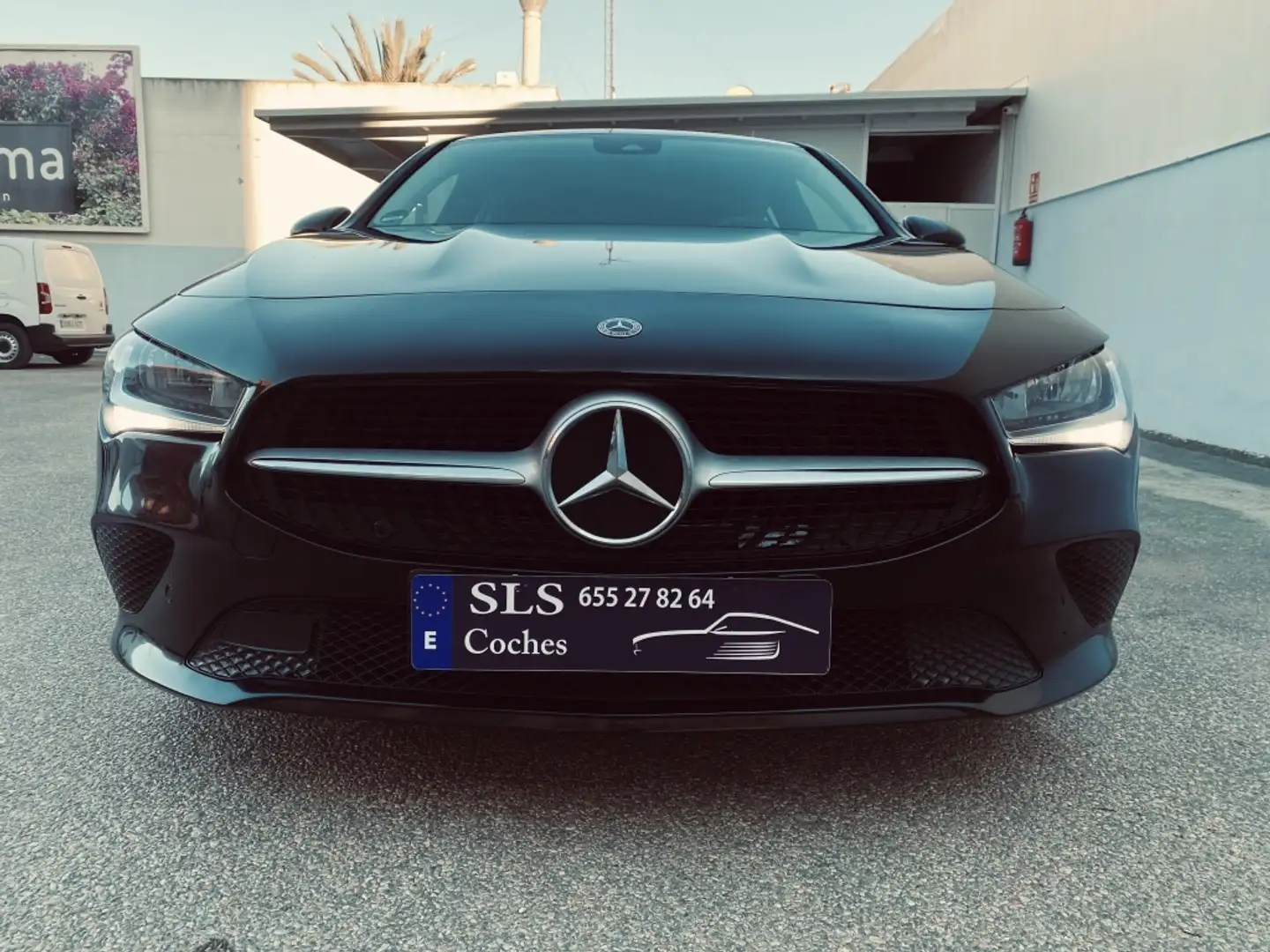 Mercedes-Benz CLA 200 Shooting Brake Schwarz - 1