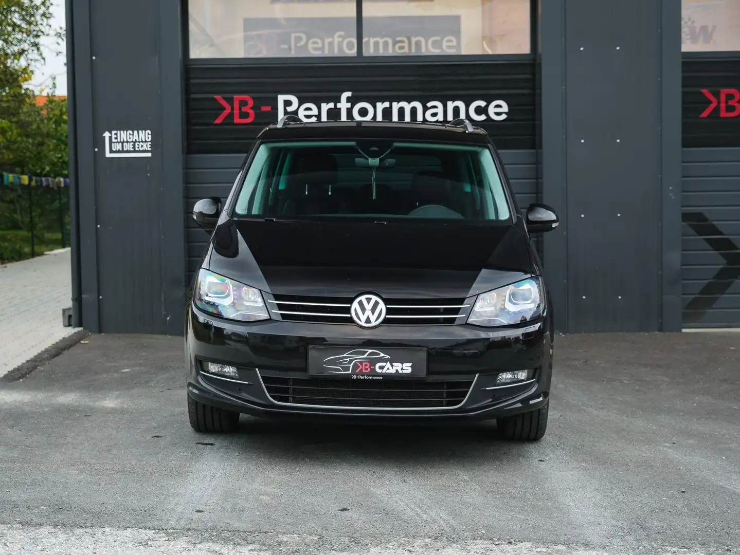 Volkswagen Sharan Sharan Highline 2,0TDI DSG 7Sitze/BXENON/NAVI/PANO Schwarz - 2