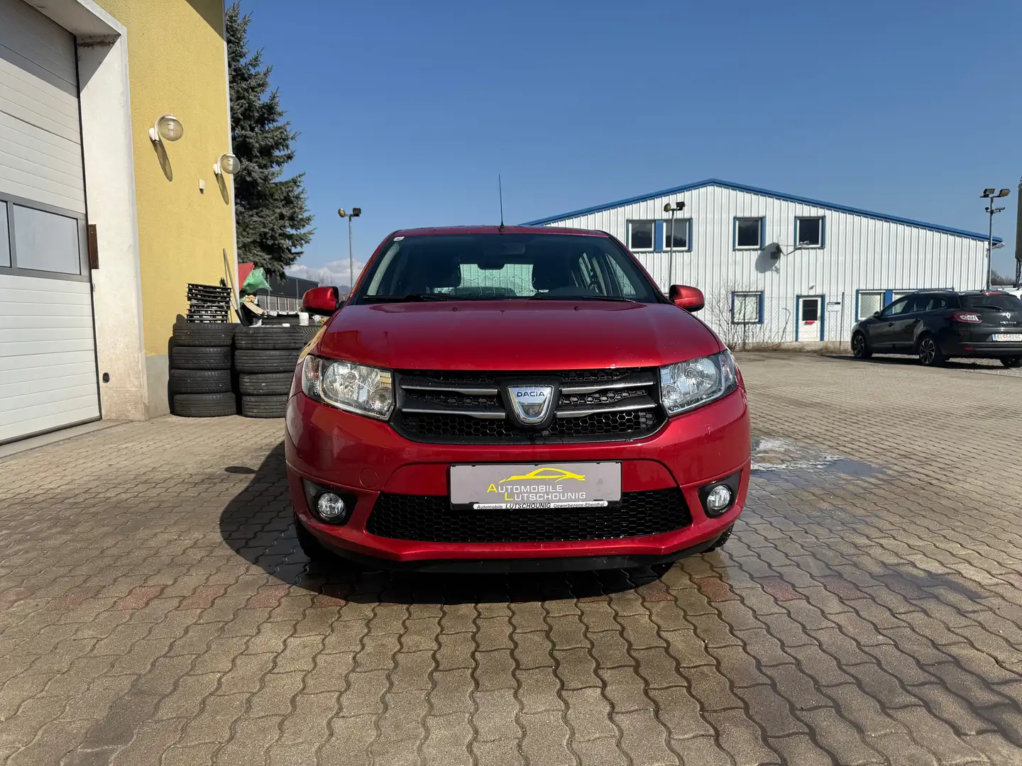 Dacia Sandero 900 CCM Turbo Laureate Rot - 1