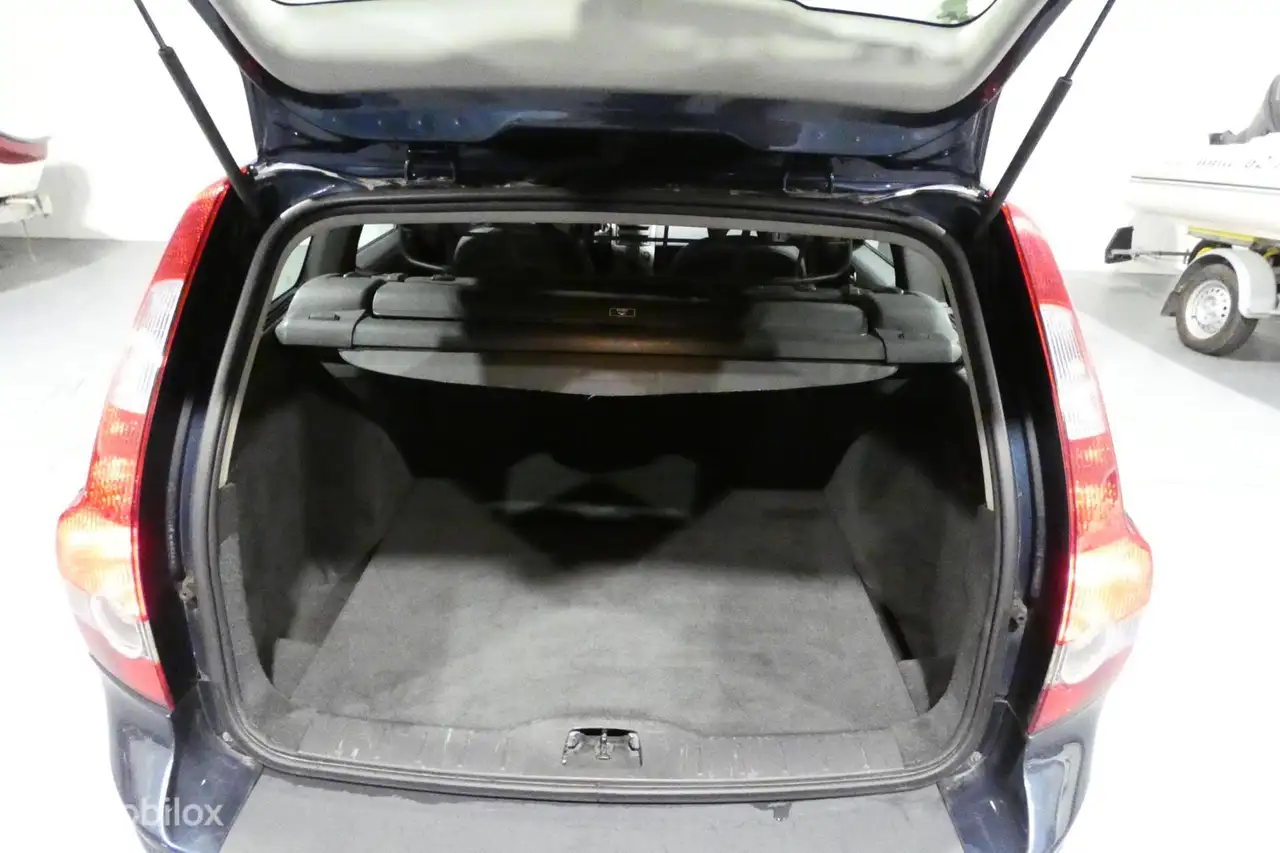 VOLVO V50 BREAK - 2.5 220ch - 220 ch - CLIMATISATION