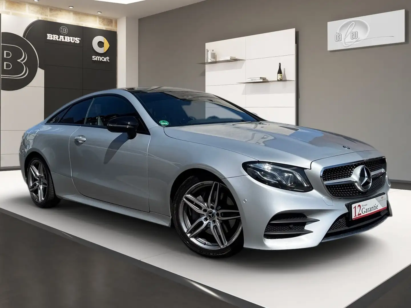 Mercedes-Benz E 220 d AMG Line Night Paket LED Kamera Navi Zilver - 2