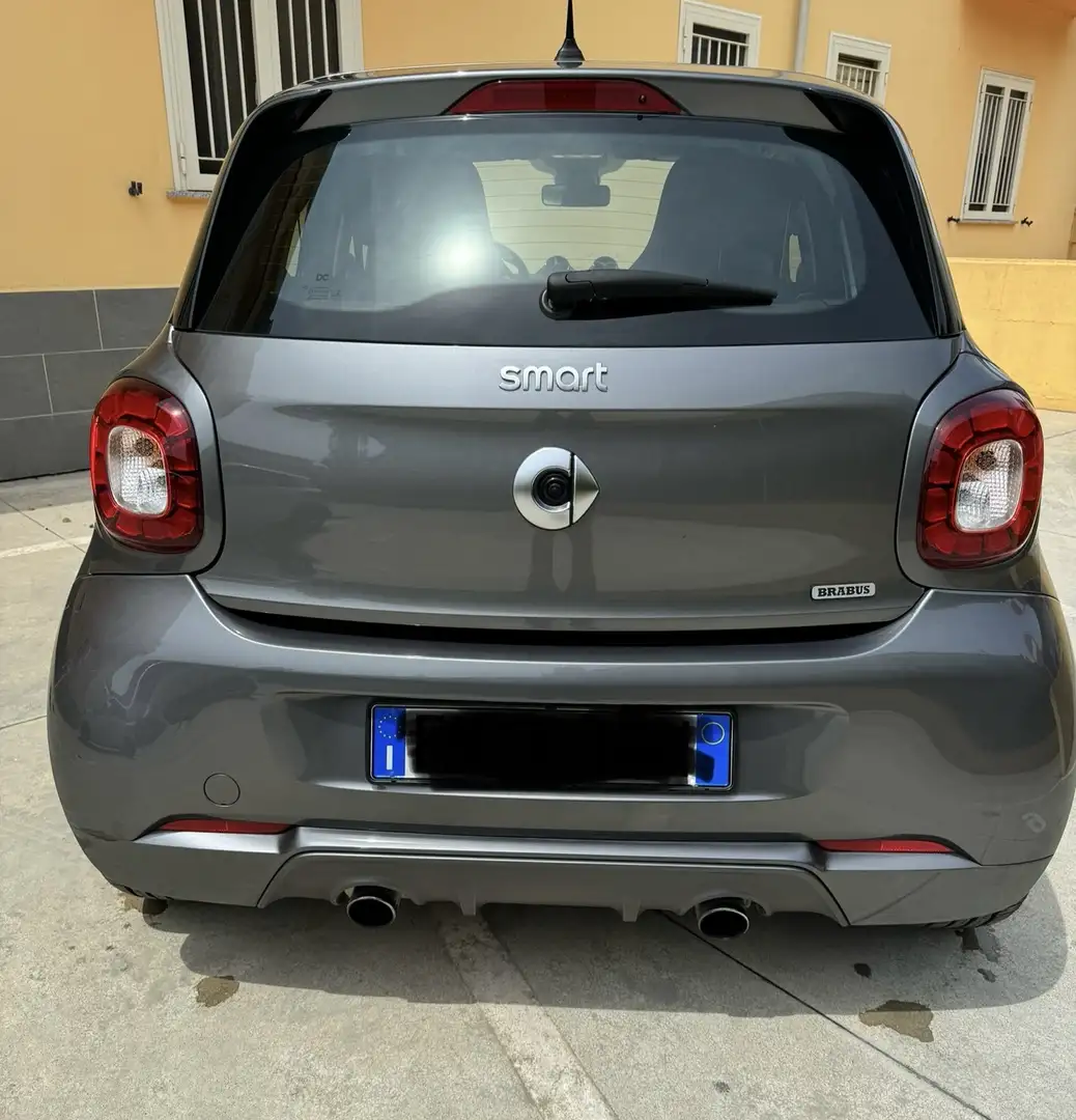 smart brabus Brabus Xclusive forfour ITALIANA Šedá - 2