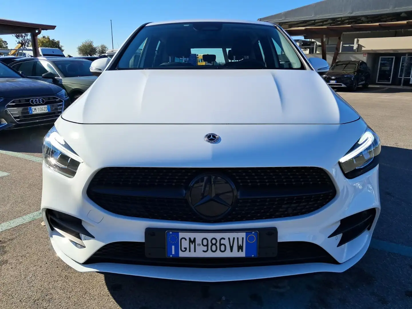 Mercedes-Benz B 180 d AMG Line Premium 116cv Bianco - 2