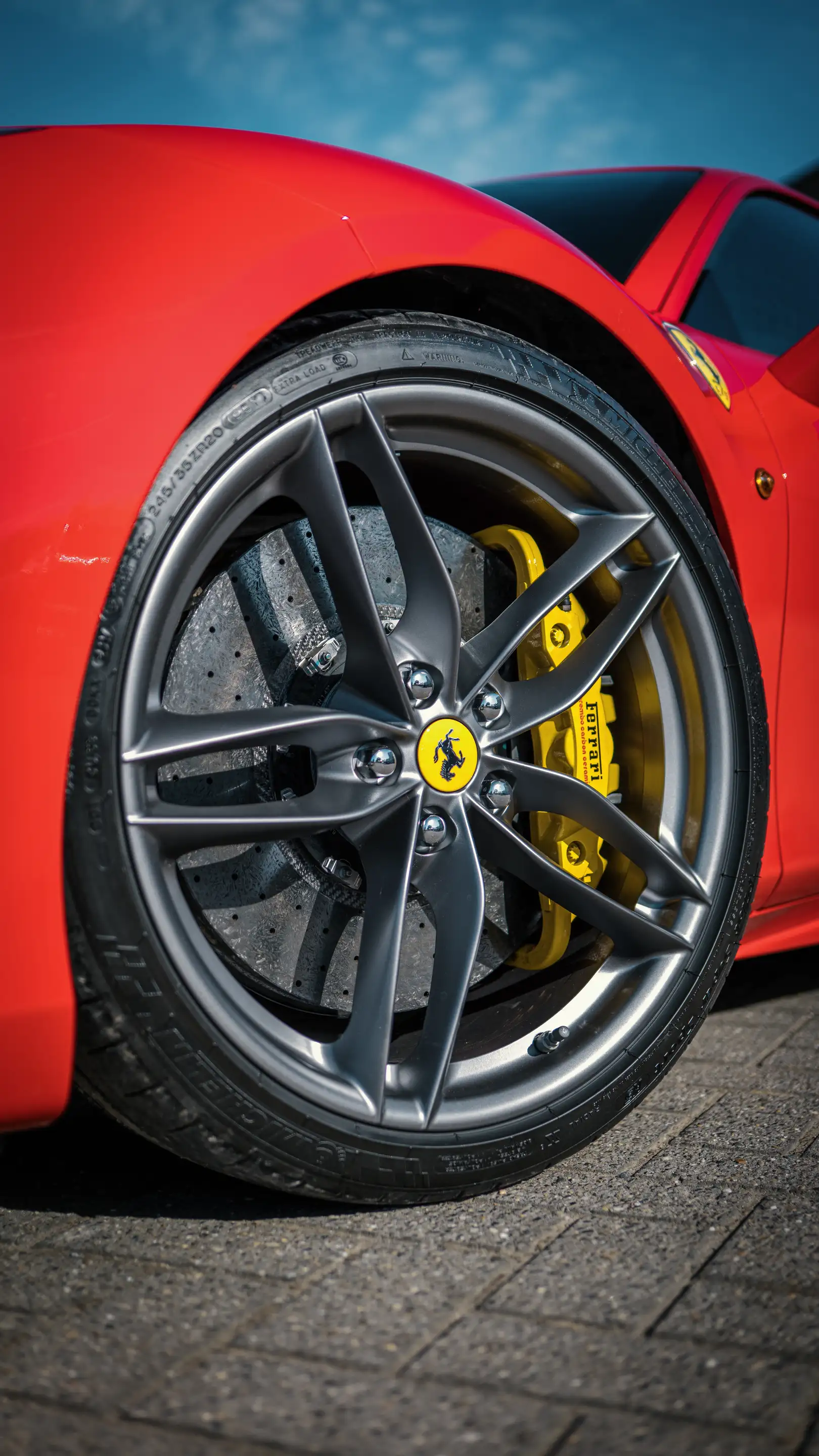 Ferrari 488 488 Spider 3.9 Turbo V8 F1 — photo 11