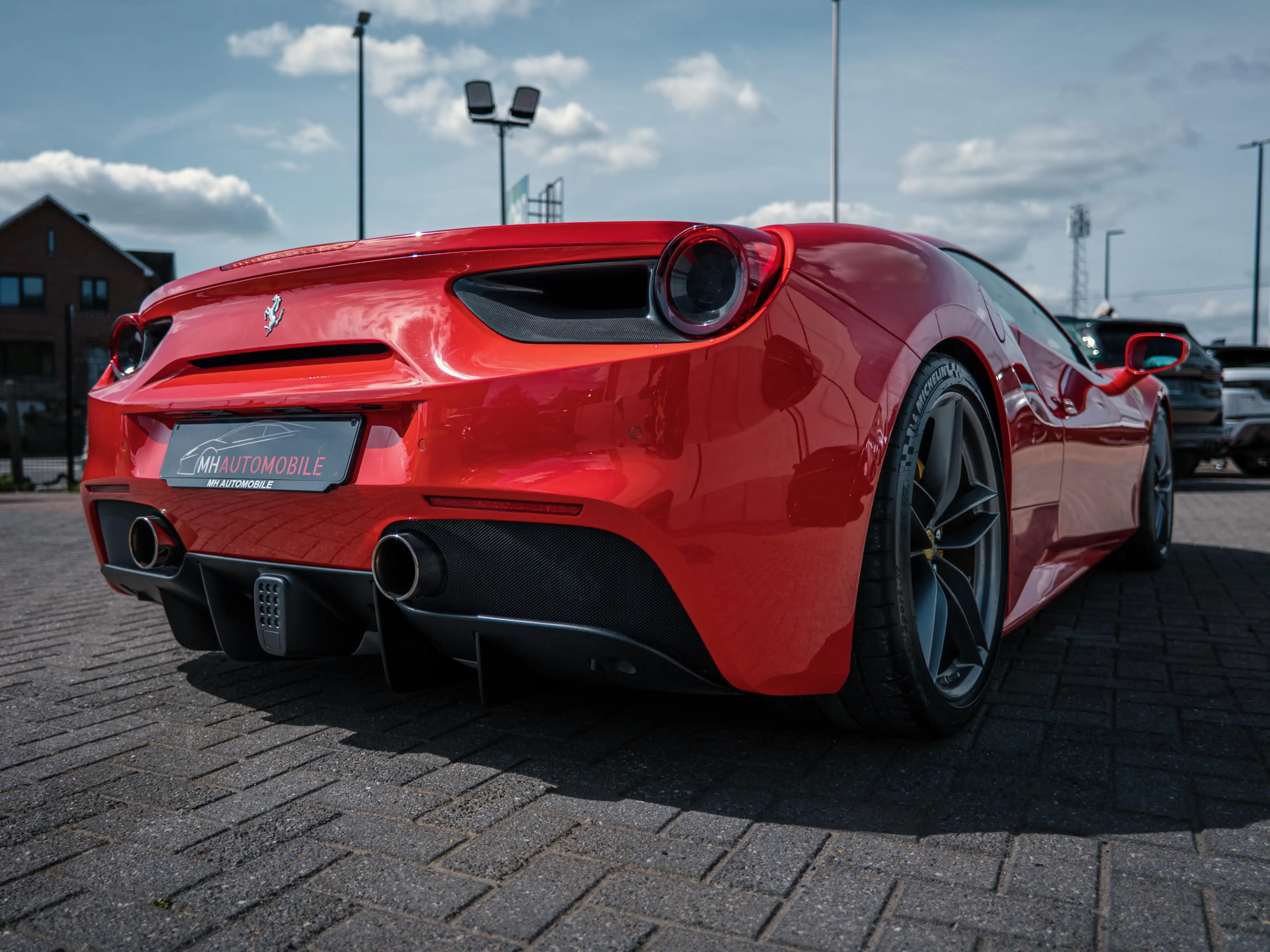 Ferrari 488 488 Spider 3.9 Turbo V8 F1 — photo 2