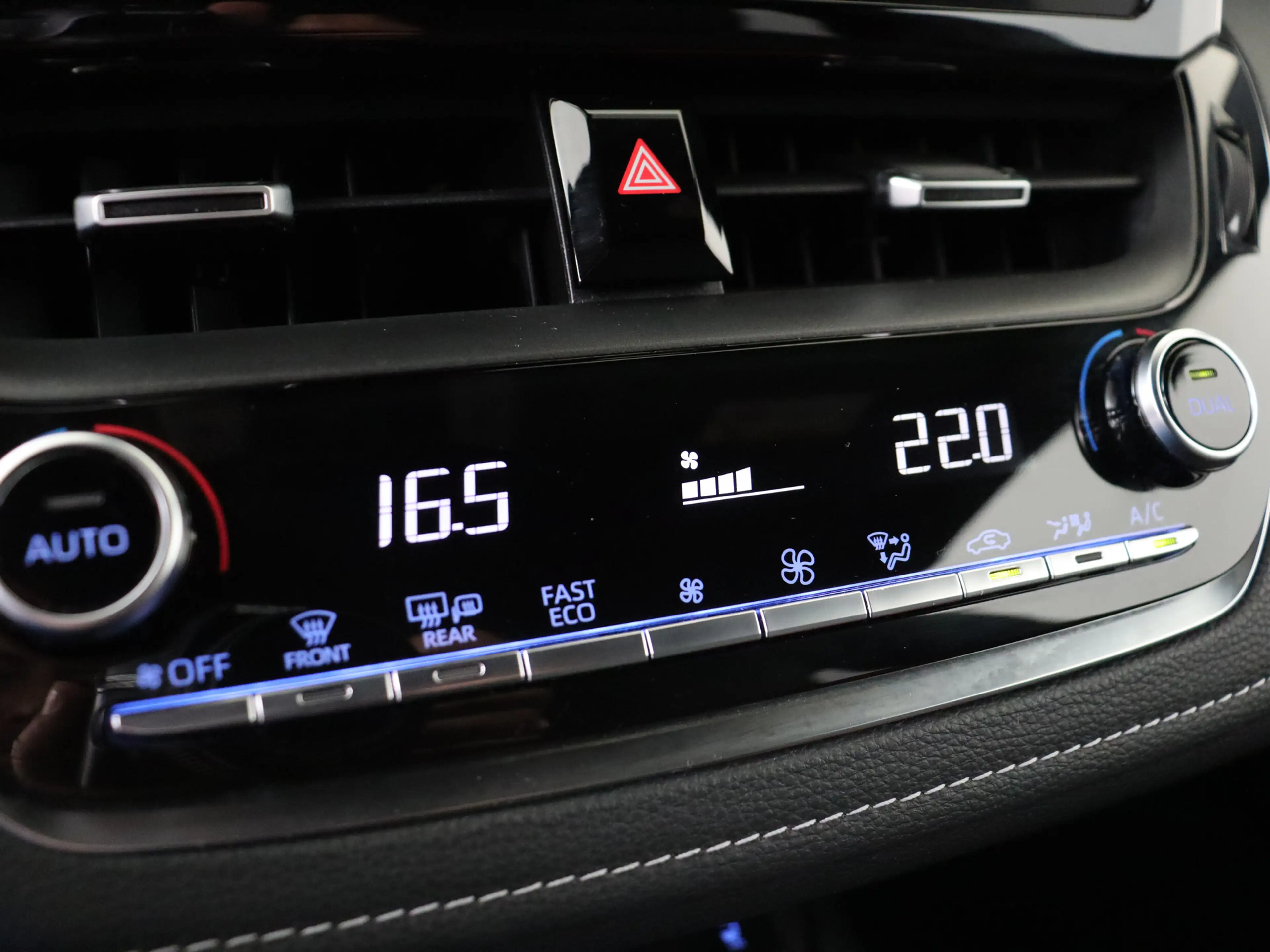 Toyota Corolla Touring Sports 1.8 Hybrid Dynamic | Dealer onderho — photo 9