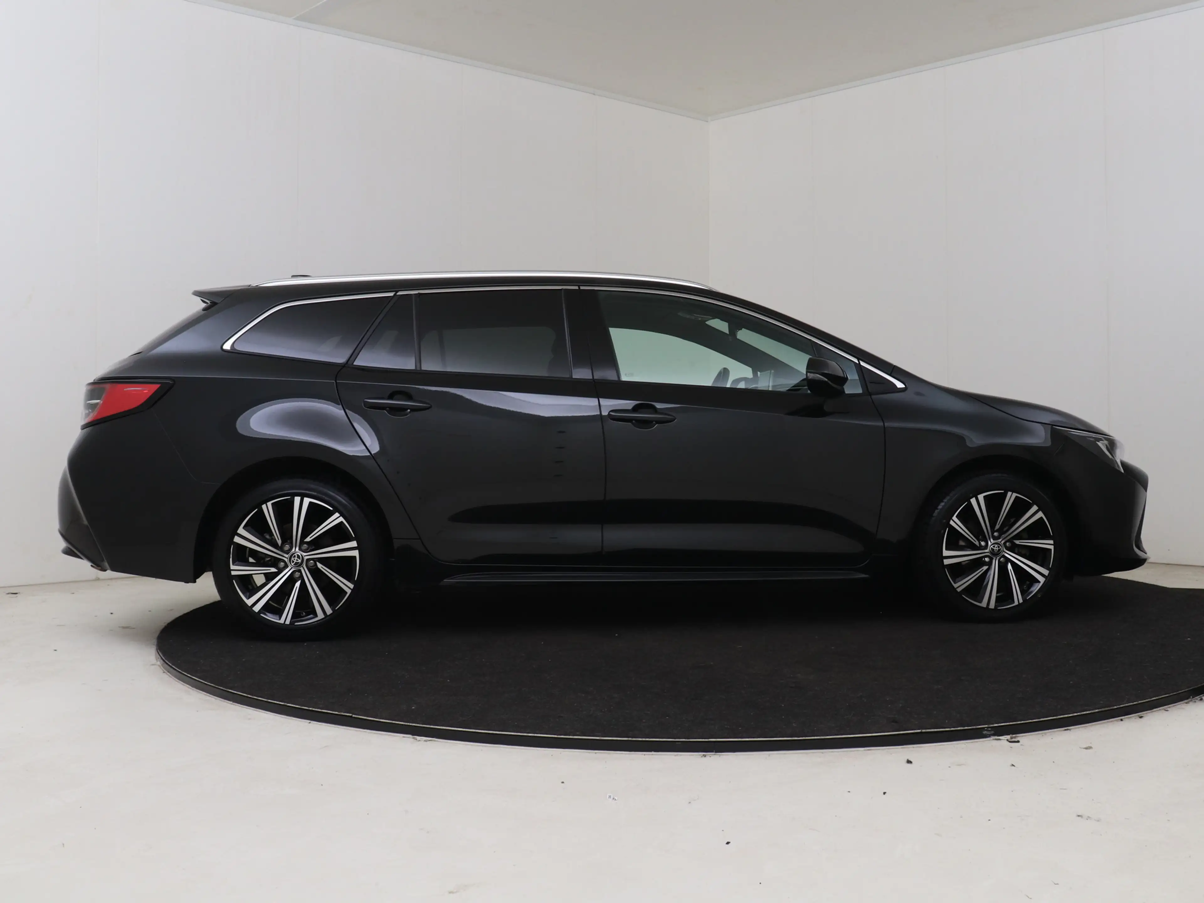 Toyota Corolla Touring Sports 1.8 Hybrid Dynamic | Dealer onderho — photo 11