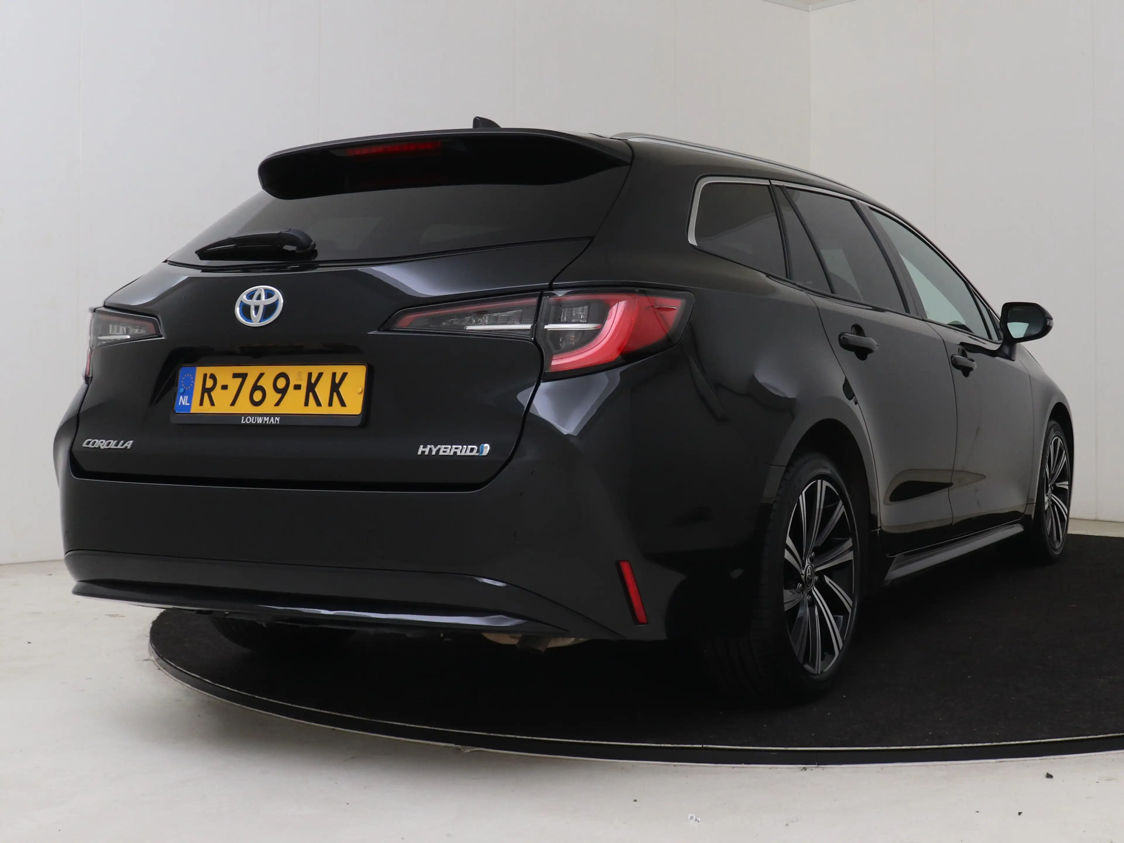 Toyota Corolla Touring Sports 1.8 Hybrid Dynamic | Dealer onderho — photo 2