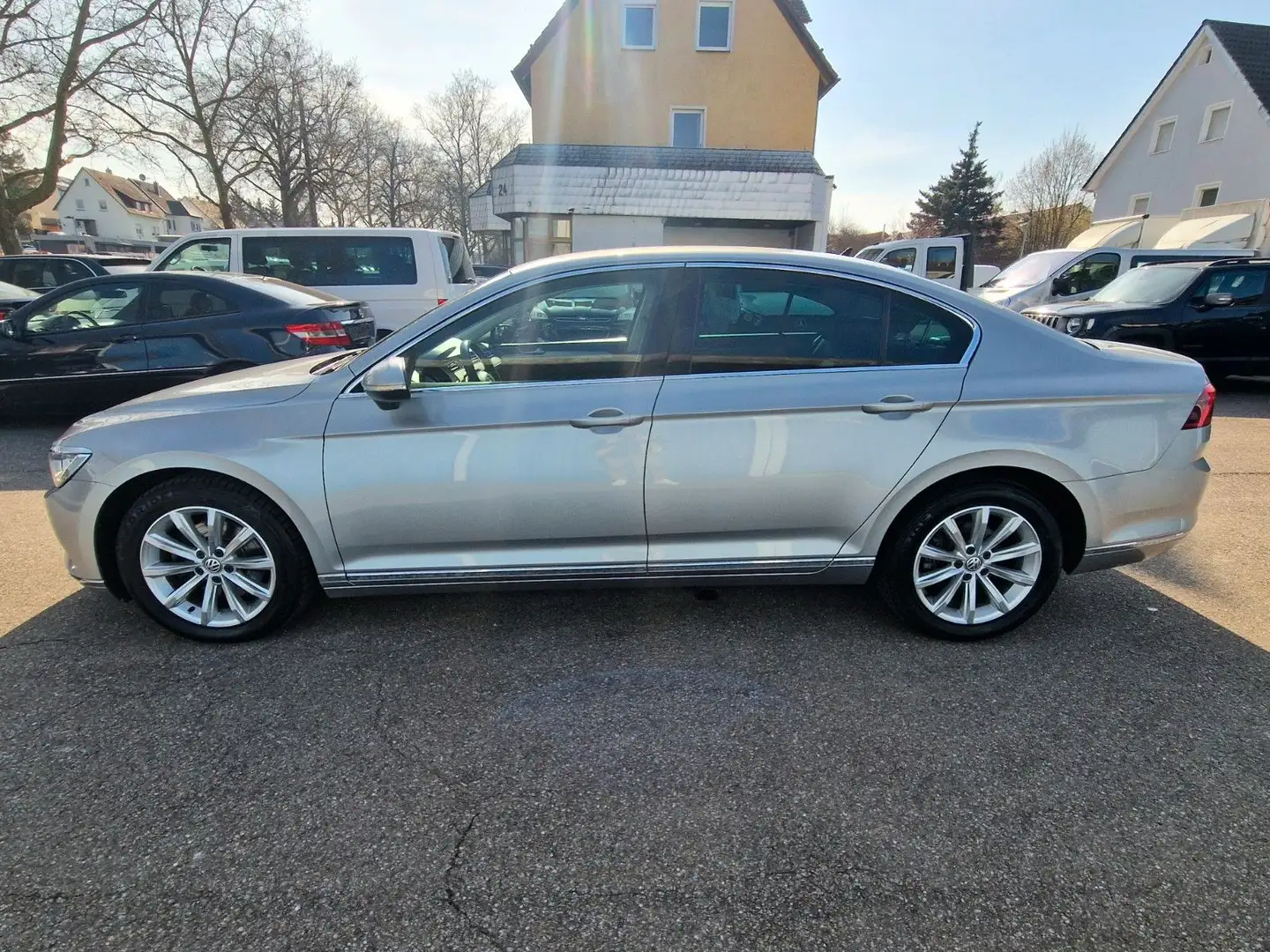 Volkswagen Passat Limousine 2.0 TDI Highline BMT +DSG+ Silber - 2
