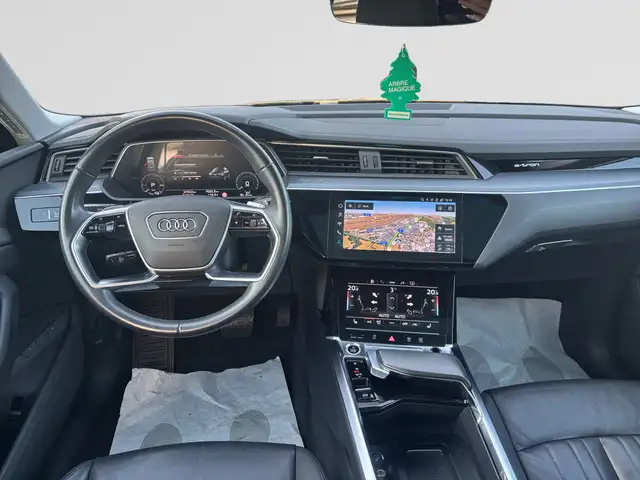 Audi E-Tron view 9
