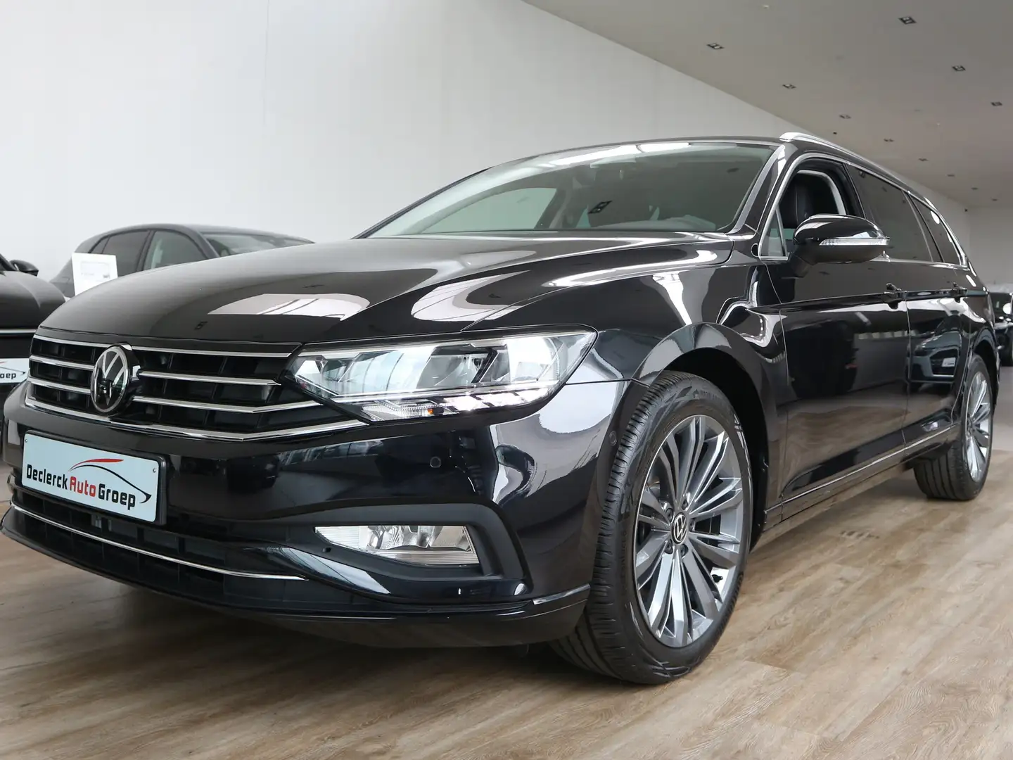 Volkswagen Passat Variant 2.0TDI DSG STYLE*NIEUW*0KM*VELE OPTIES*STOCK !!! Zwart - 2