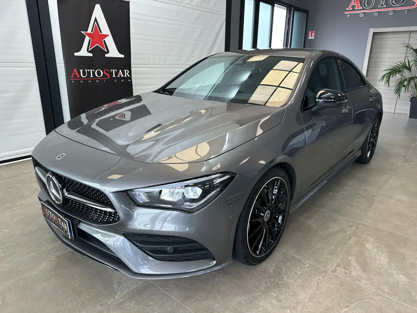 Mercedes-Benz CLA 200 200 d Premium auto Золотий - 2