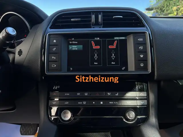 Jaguar F-Pace view 14