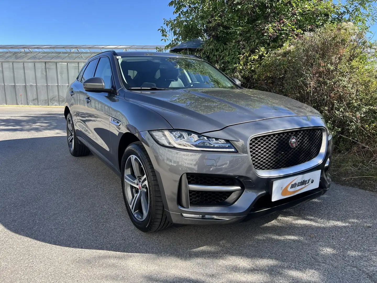 Jaguar F-Pace 30d AWD RSport LED RKamera Navi Keyless 6-Zylinder Grigio - 1
