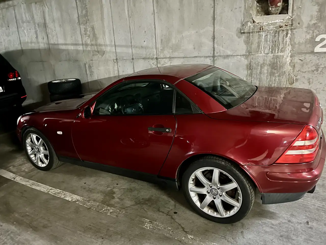 Mercedes-Benz SLK 230