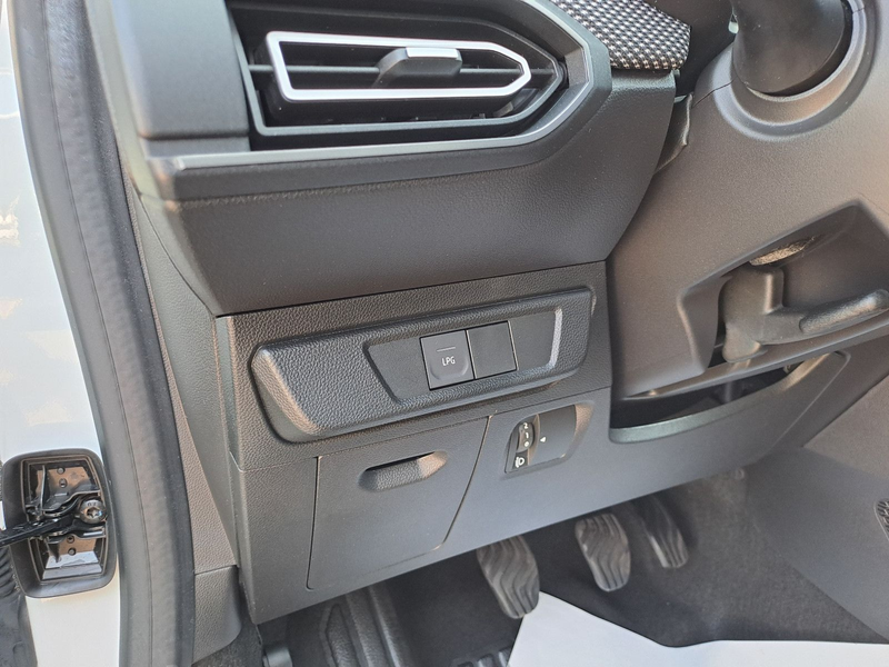 Dacia Jogger Extreme+ *Kamera*PDCs*Navi*DAB*SHZ*Tempo* — photo 9