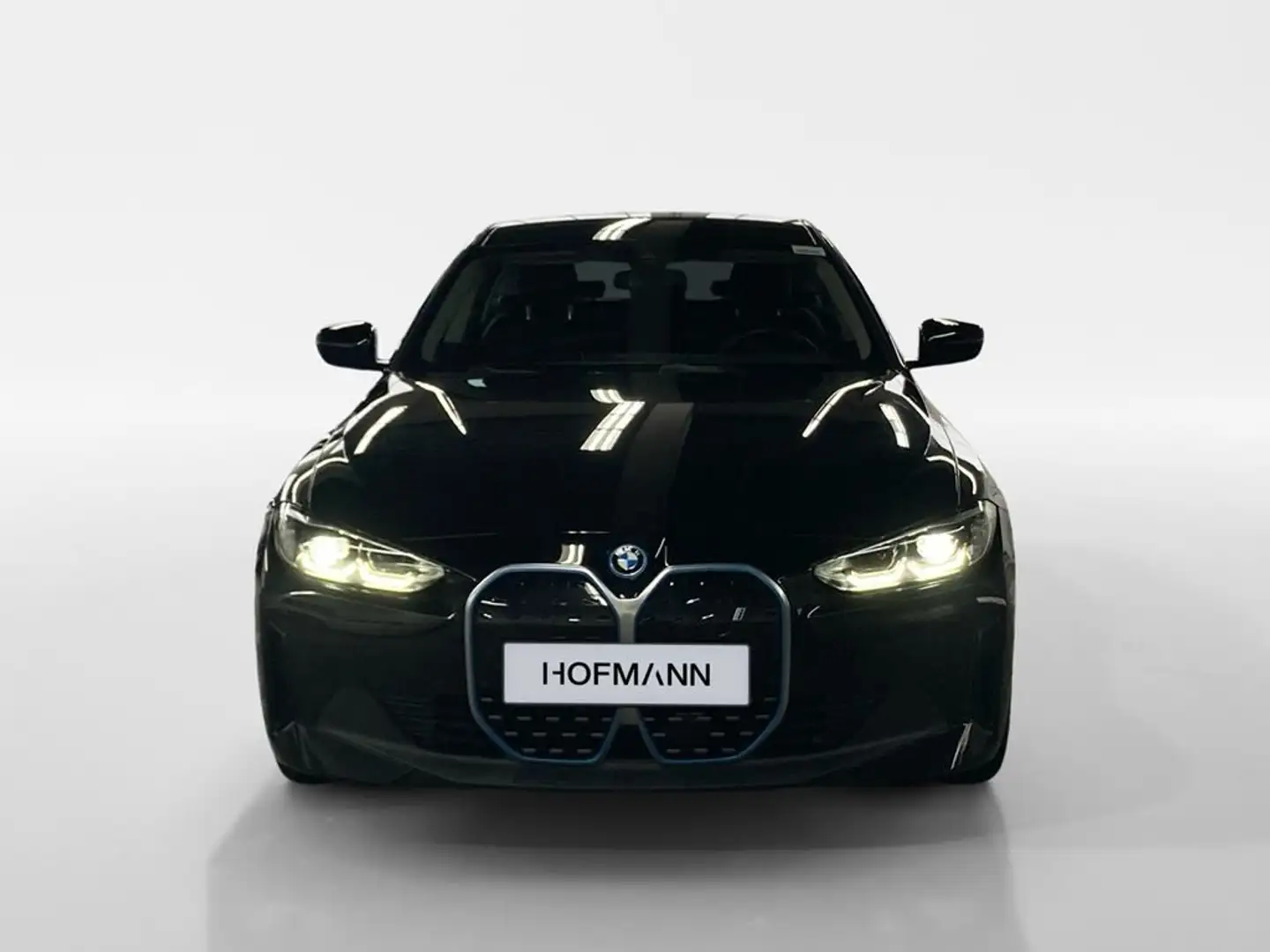 BMW i4 Schwarz - 2