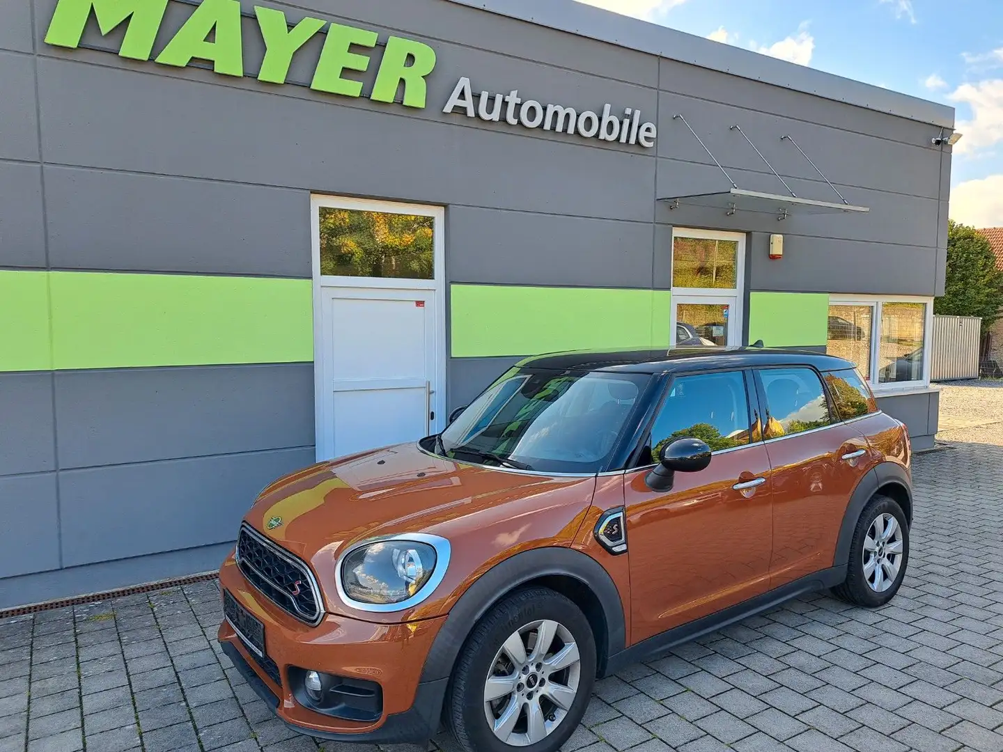 MINI Cooper SD Countryman Orange - 1
