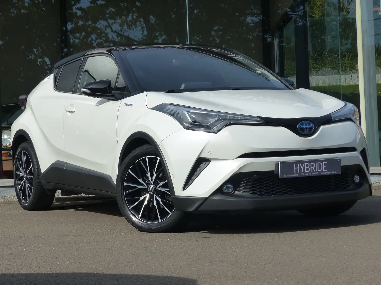 Toyota C-HR C-HR Hybrid 1.8i VVT-i C-Hic E-CVT Blanc - 1