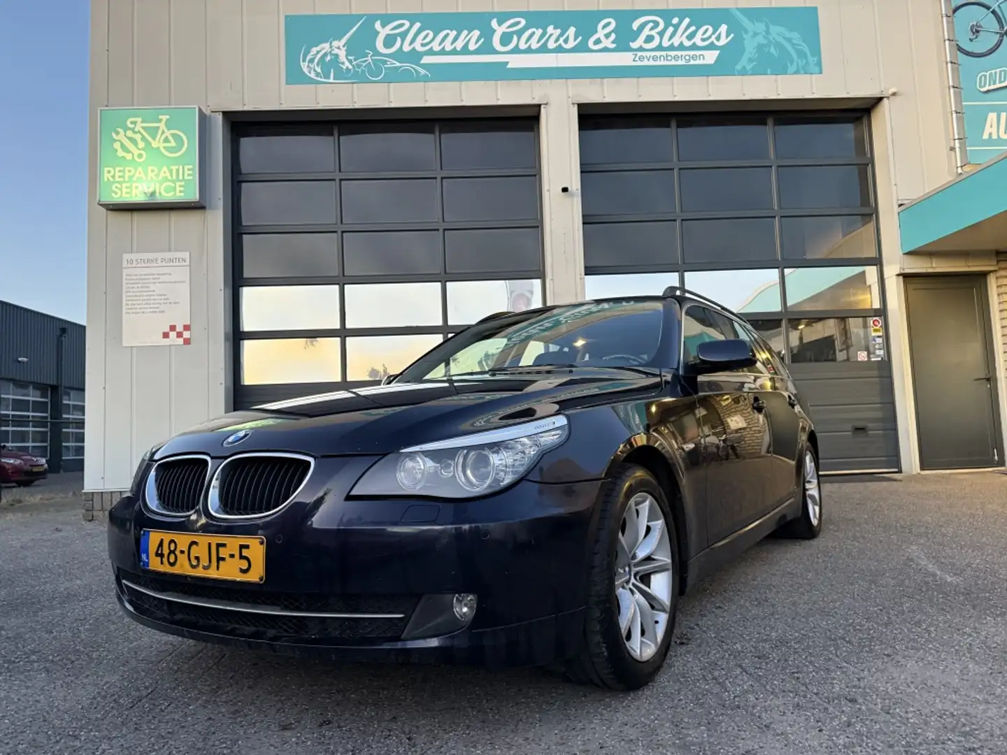 BMW 520 5-serie Touring 520i Corp. L. Bns L. Blauw - 1