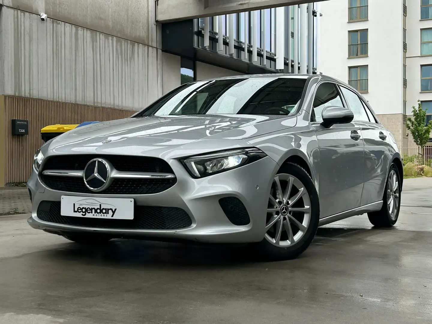 Mercedes-Benz A 180 i | CAMERA | GARANTIE Zilver - 1