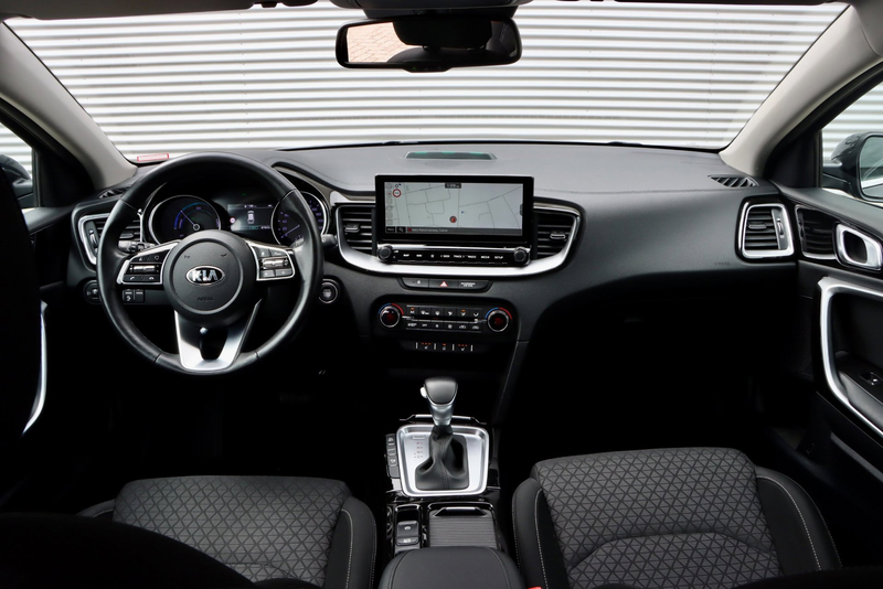 Kia Ceed SW / cee'd SW Sportswagon 1.6 GDI PHEV DynamicLine | CARPLAY | S — photo 7