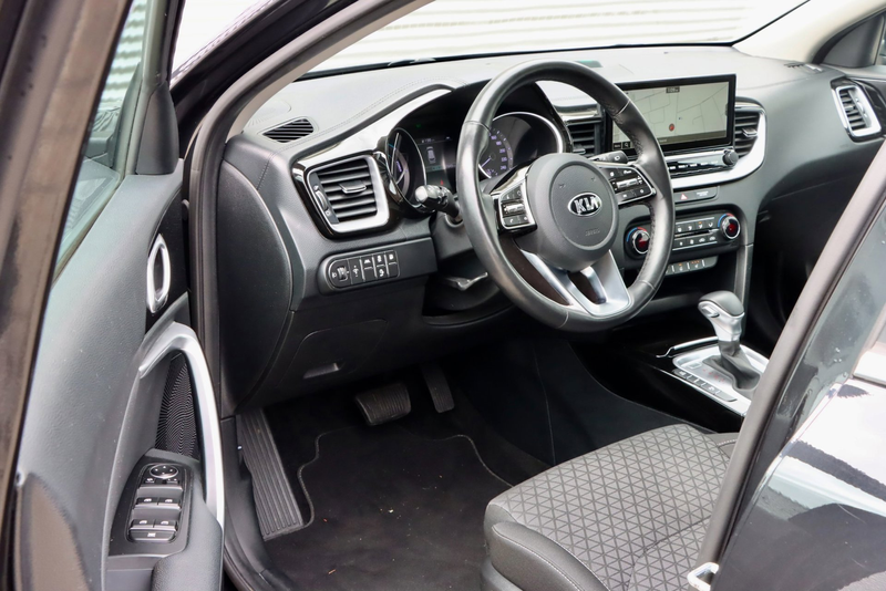 Kia Ceed SW / cee'd SW Sportswagon 1.6 GDI PHEV DynamicLine | CARPLAY | S — photo 9