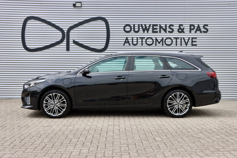 Kia Ceed SW / cee'd SW Sportswagon 1.6 GDI PHEV DynamicLine | CARPLAY | S — photo 2