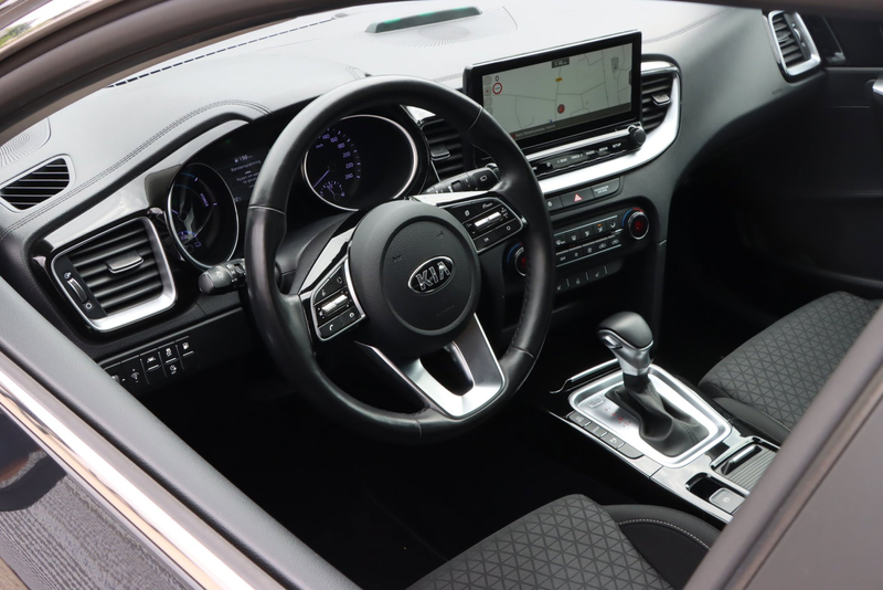Kia Ceed SW / cee'd SW Sportswagon 1.6 GDI PHEV DynamicLine | CARPLAY | S — photo 18
